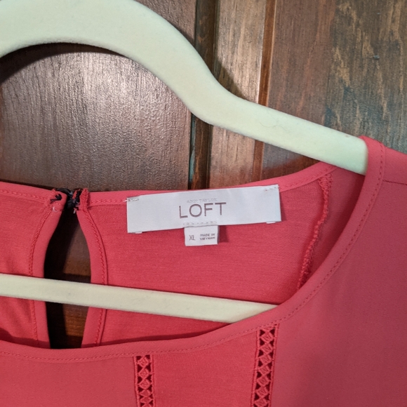 Loft mixed media shell - Picture 3 of 5